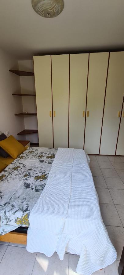Casa Mirella - Appartamento Zona Bellagio Magreglio Екстер'єр фото