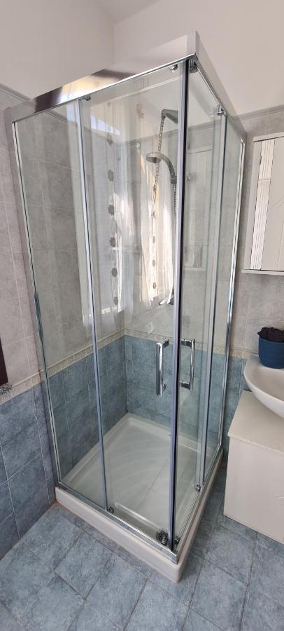 Casa Mirella - Appartamento Zona Bellagio Magreglio Екстер'єр фото