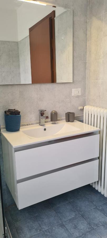 Casa Mirella - Appartamento Zona Bellagio Magreglio Екстер'єр фото